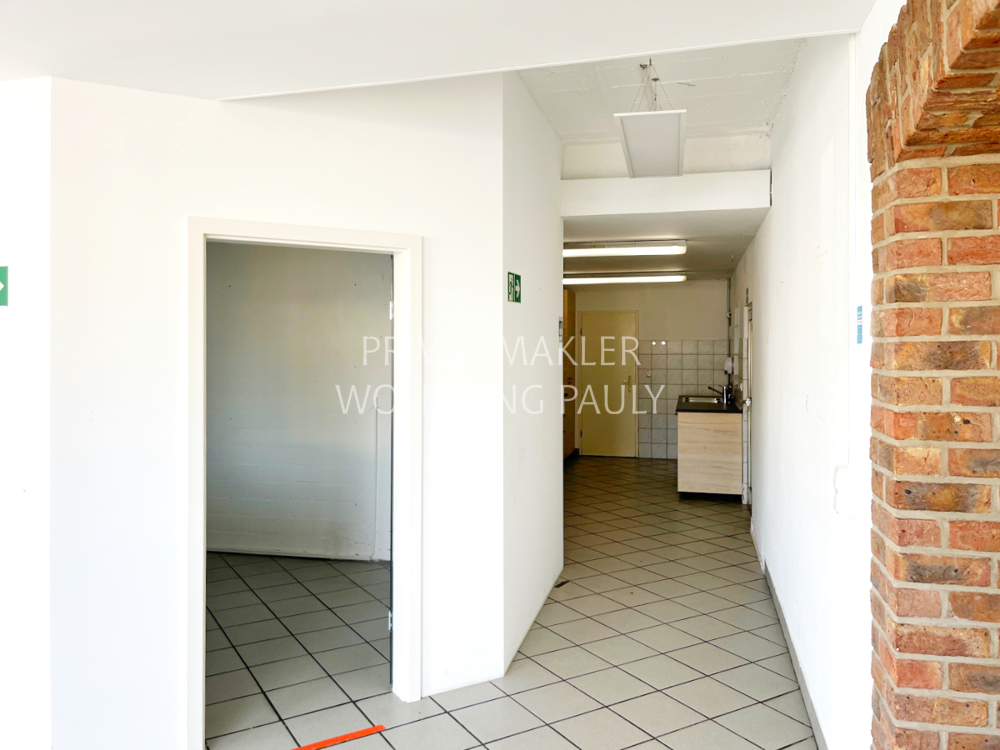 Teilans. Büro vorne