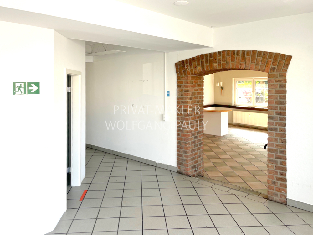 Teilans. Büro vorne