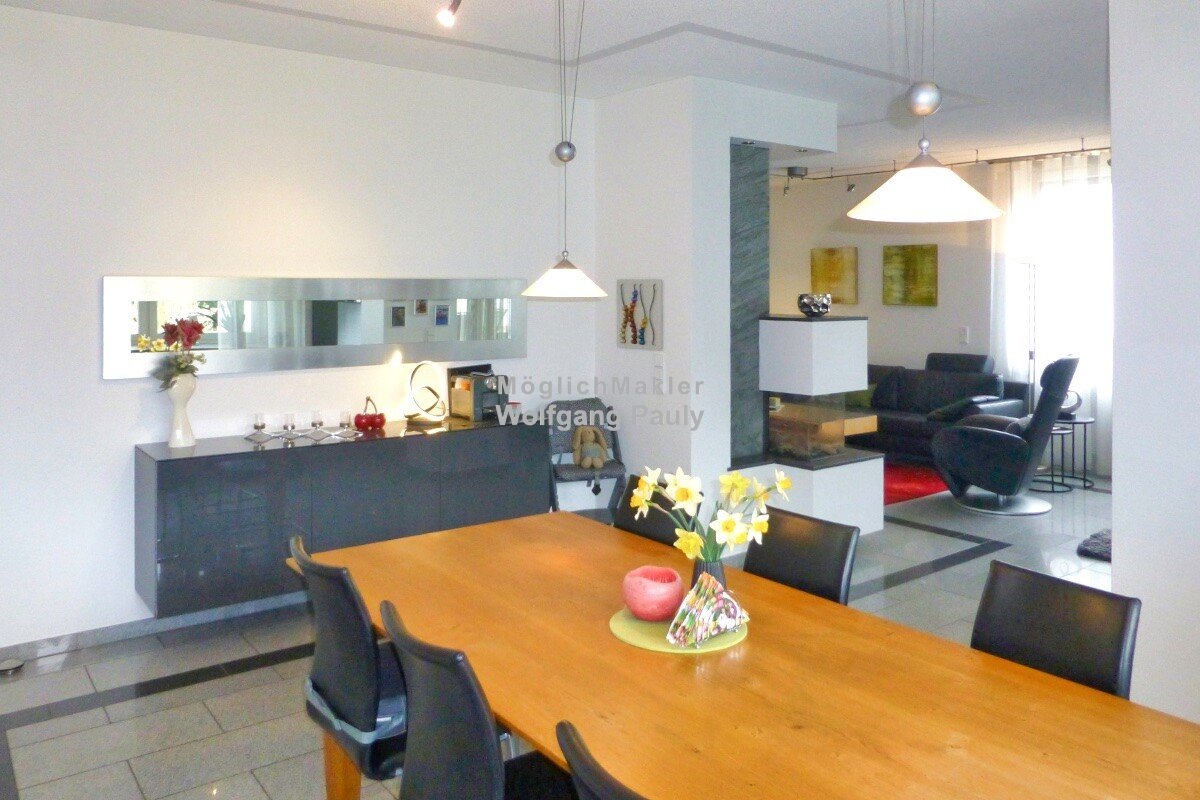 Essen -offen-
