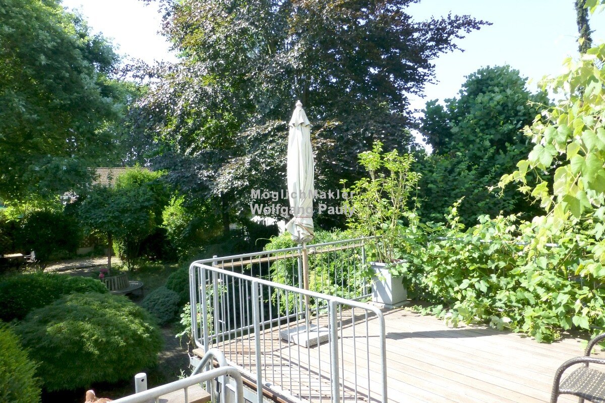 Teilans. Terrasse