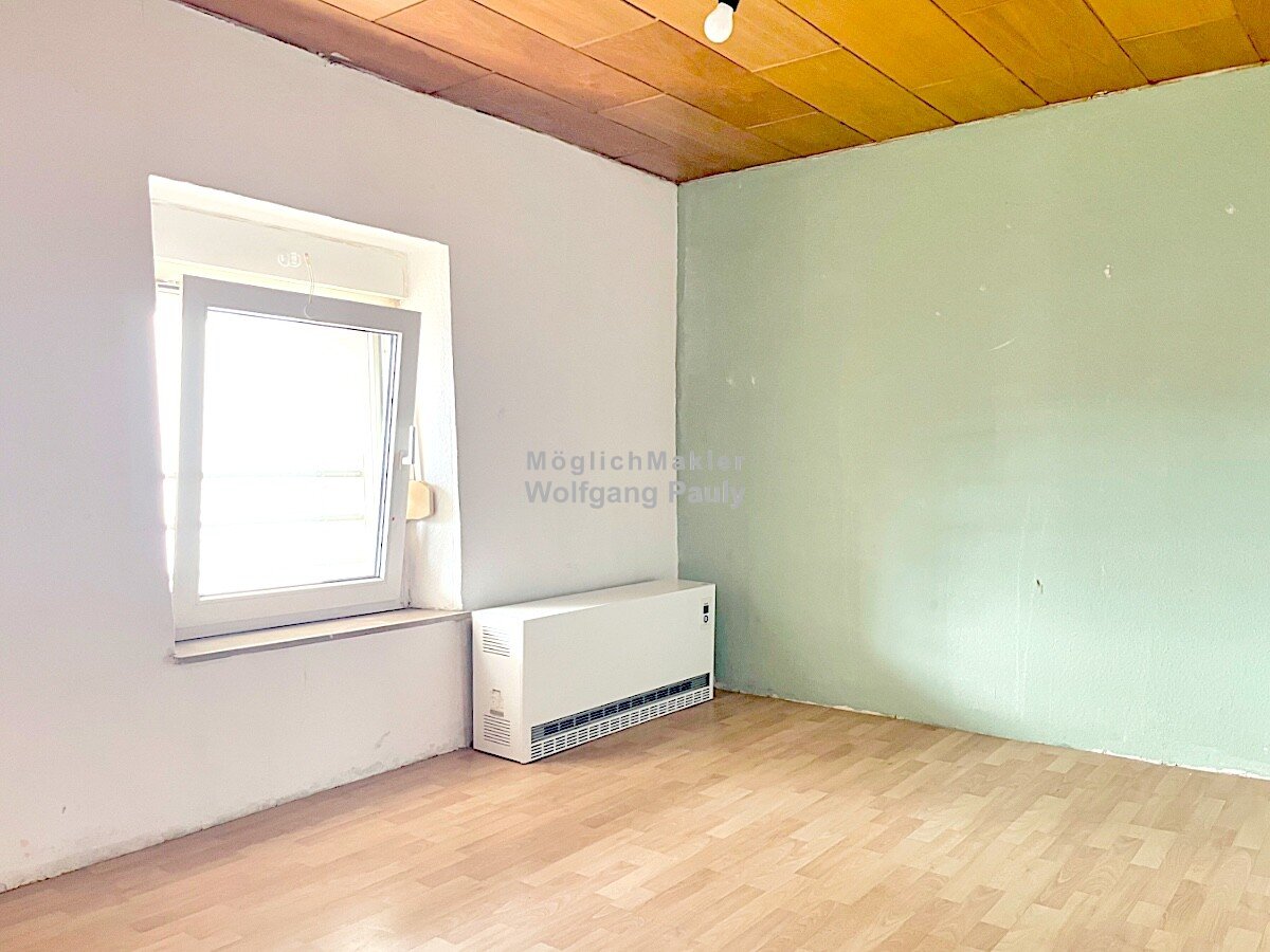 Zimmer 2 OG