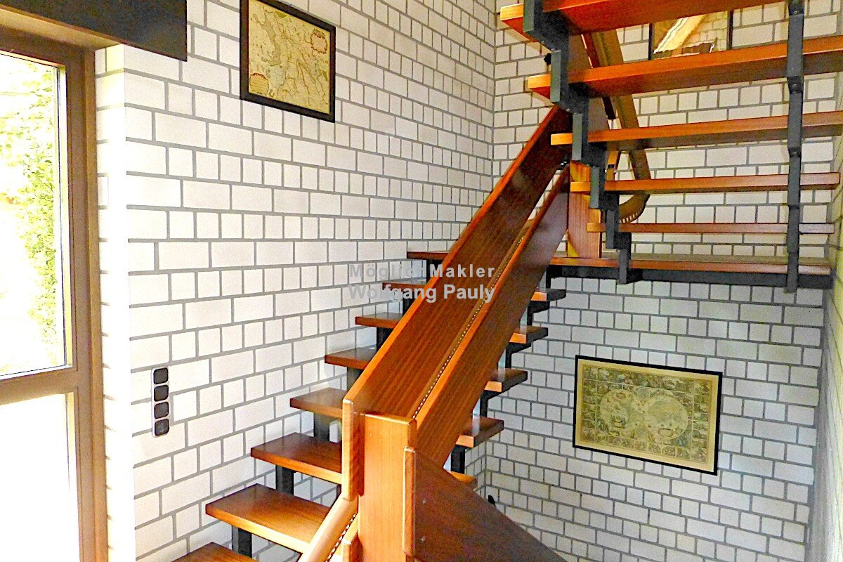 Treppe zum OG